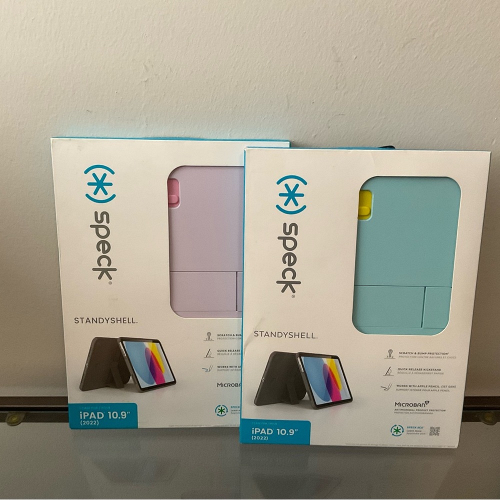 Speck StandyShell iPad 10.9" Case Per item